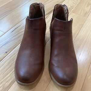 b.o.c. lucy ankle booties